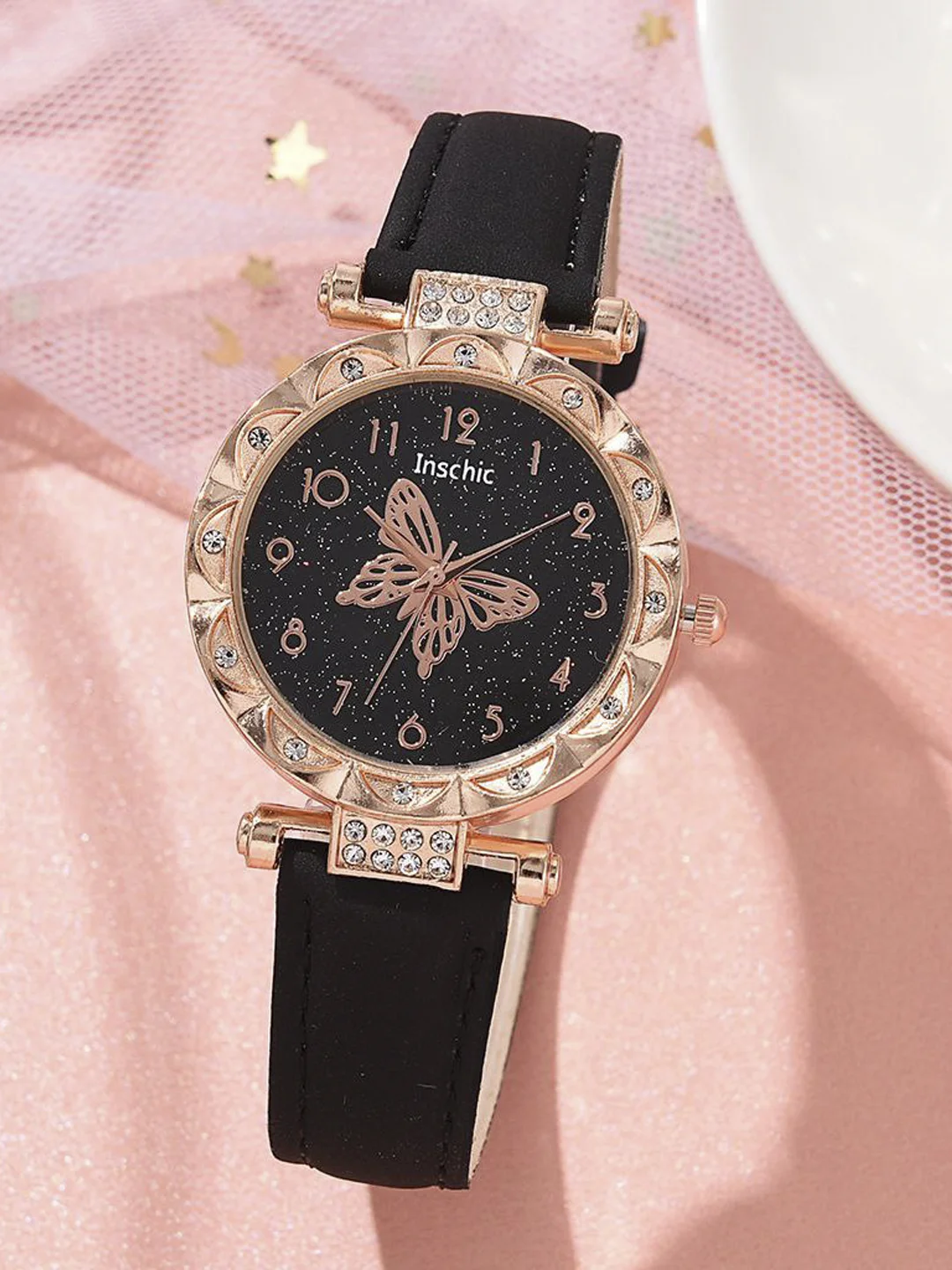 Ayollar uchun qo'l soati, kvarts mexanizmli va fosfor ko'rsatkichli