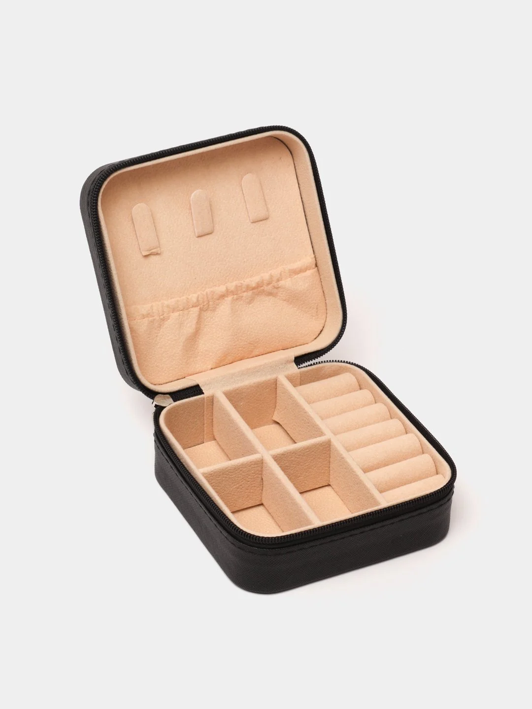 buyumlarini saqlash uchun quti